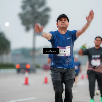 Runner Photo 7520930