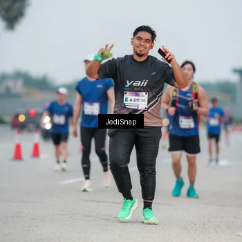 Runner Photo 7520933