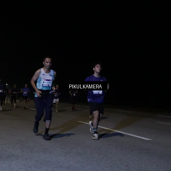 Runner Photo 7520935
