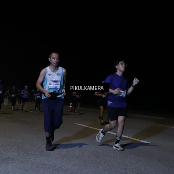 Runner Photo 7520936