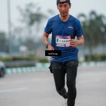 Runner Photo 7520940