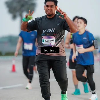 Runner Photo 7520942