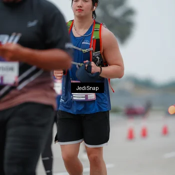 Runner Photo 7520956