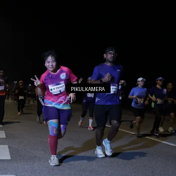 Runner Photo 7520959