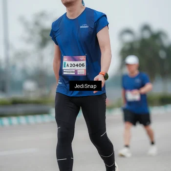 Runner Photo 7520961