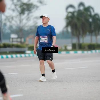 Runner Photo 7520964