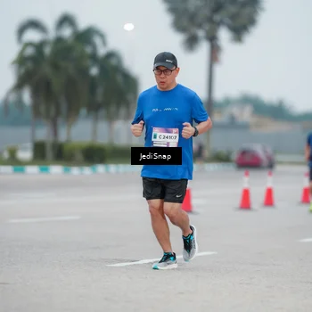 Runner Photo 7520970