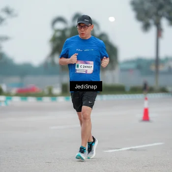 Runner Photo 7520977