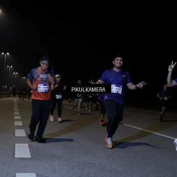 Runner Photo 7520979