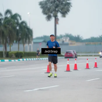 Runner Photo 7520981