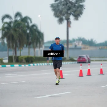 Runner Photo 7520988