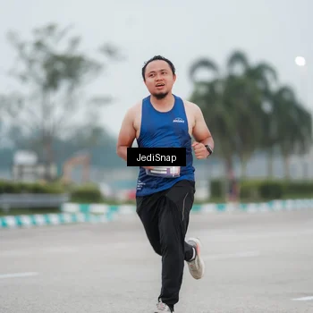 Runner Photo 7520990