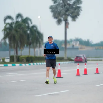 Runner Photo 7520998