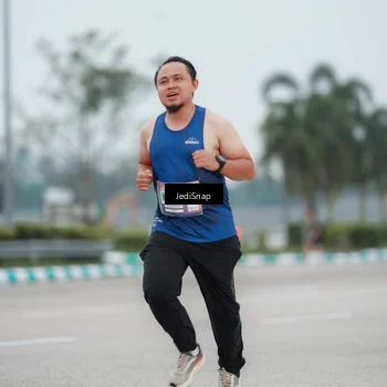 Runner Photo 7521000