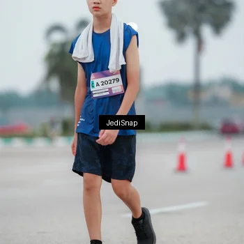 Runner Photo 7521006