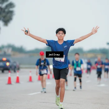 Runner Photo 7521027