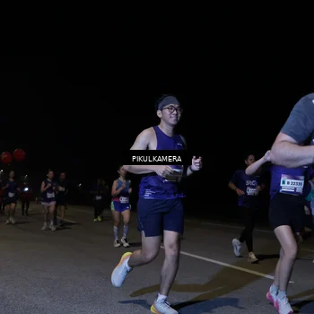 Runner Photo 7521029