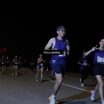 Runner Photo 7521030