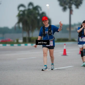 Runner Photo 7521037