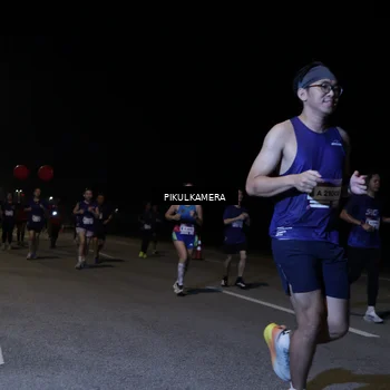 Runner Photo 7521039