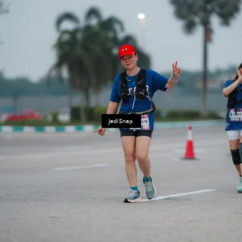 Runner Photo 7521042