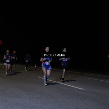 Runner Photo 7521044