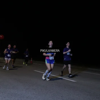 Runner Photo 7521052