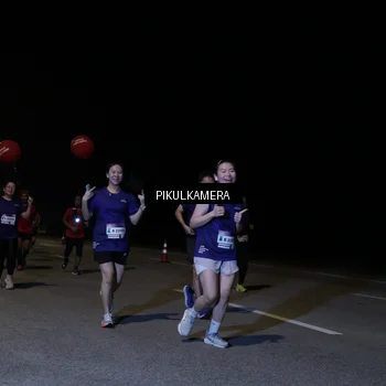 Runner Photo 7521055