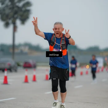 Runner Photo 7521064