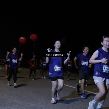 Runner Photo 7521067