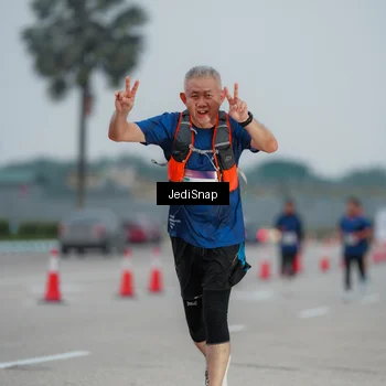 Runner Photo 7521068