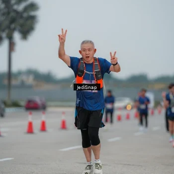 Runner Photo 7521071