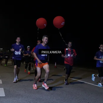 Runner Photo 7521085