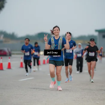Runner Photo 7521086