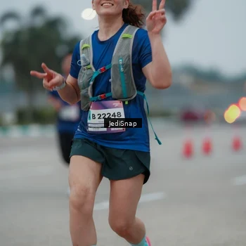 Runner Photo 7521091