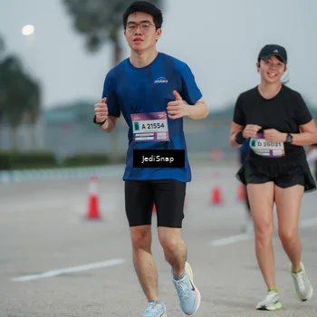Runner Photo 7521104
