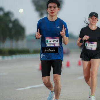 Runner Photo 7521106