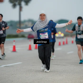 Runner Photo 7521118