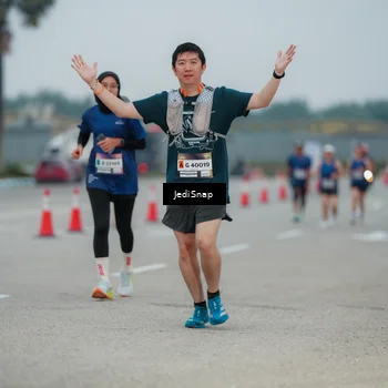Runner Photo 7521124