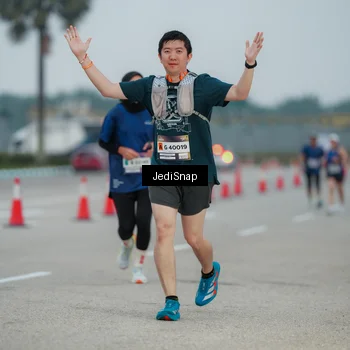 Runner Photo 7521133