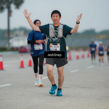 Runner Photo 7521134