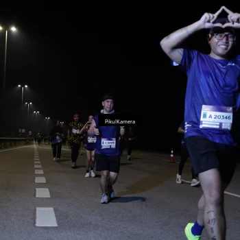 Runner Photo 7521147