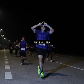 Runner Photo 7521156