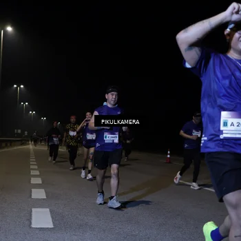 Runner Photo 7521172