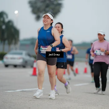 Runner Photo 7521174