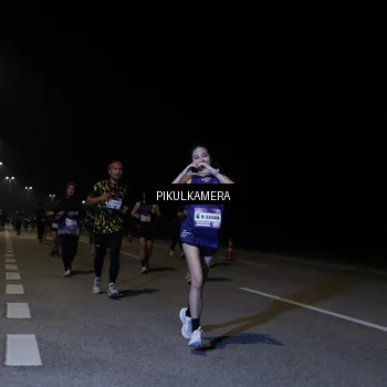 Runner Photo 7521177