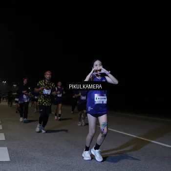 Runner Photo 7521179