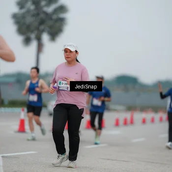 Runner Photo 7521183
