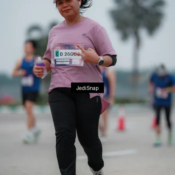 Runner Photo 7521195