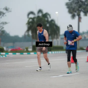 Runner Photo 7521204